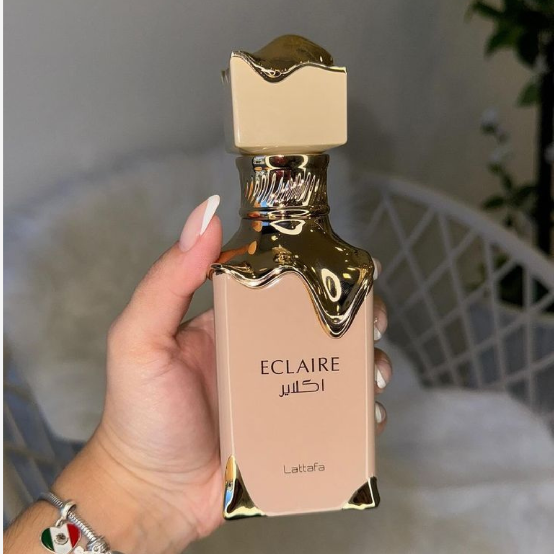 Lattafa Eclaire perfume árabe feminino doce e sofisticado. Essência envolvente com flores, baunilha e almíscar. Fixação intensa e luxuosa.
