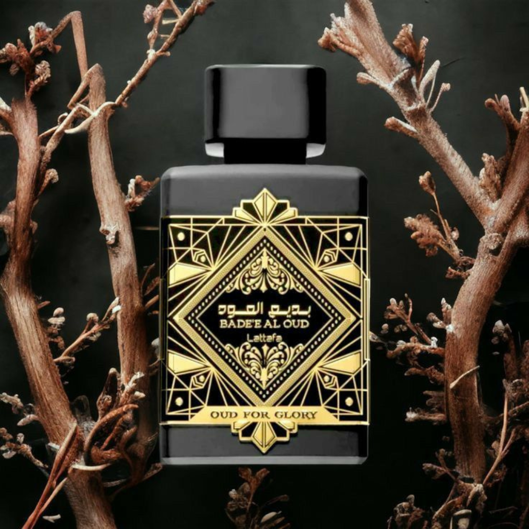 Bade’e Al Oud For Glory Lattafa perfume árabe unissex intenso e sofisticado, com oud marcante e fixação duradoura. Luxo em cada borrifada.