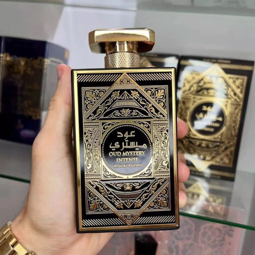 Oud Mystery Intense Al Wataniah: fragrância árabe intensa e luxuosa. Unissex, marcante e sofisticada. Exclusivo na Bravanni.